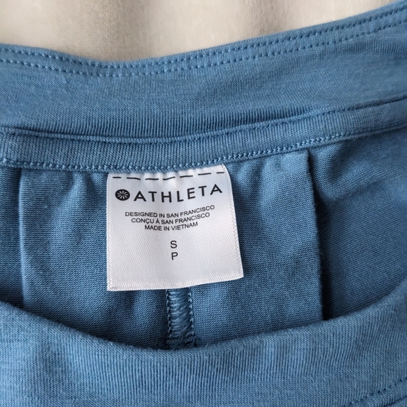 Athleta blue jersey top - Picture 2 of 4
